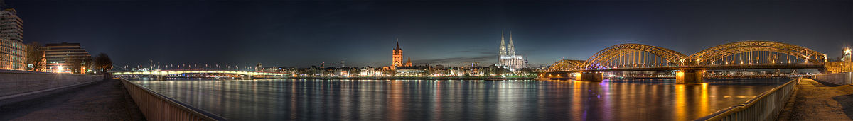 1200px-Cologne - Panoramic Image of the old town at dusk.jpg